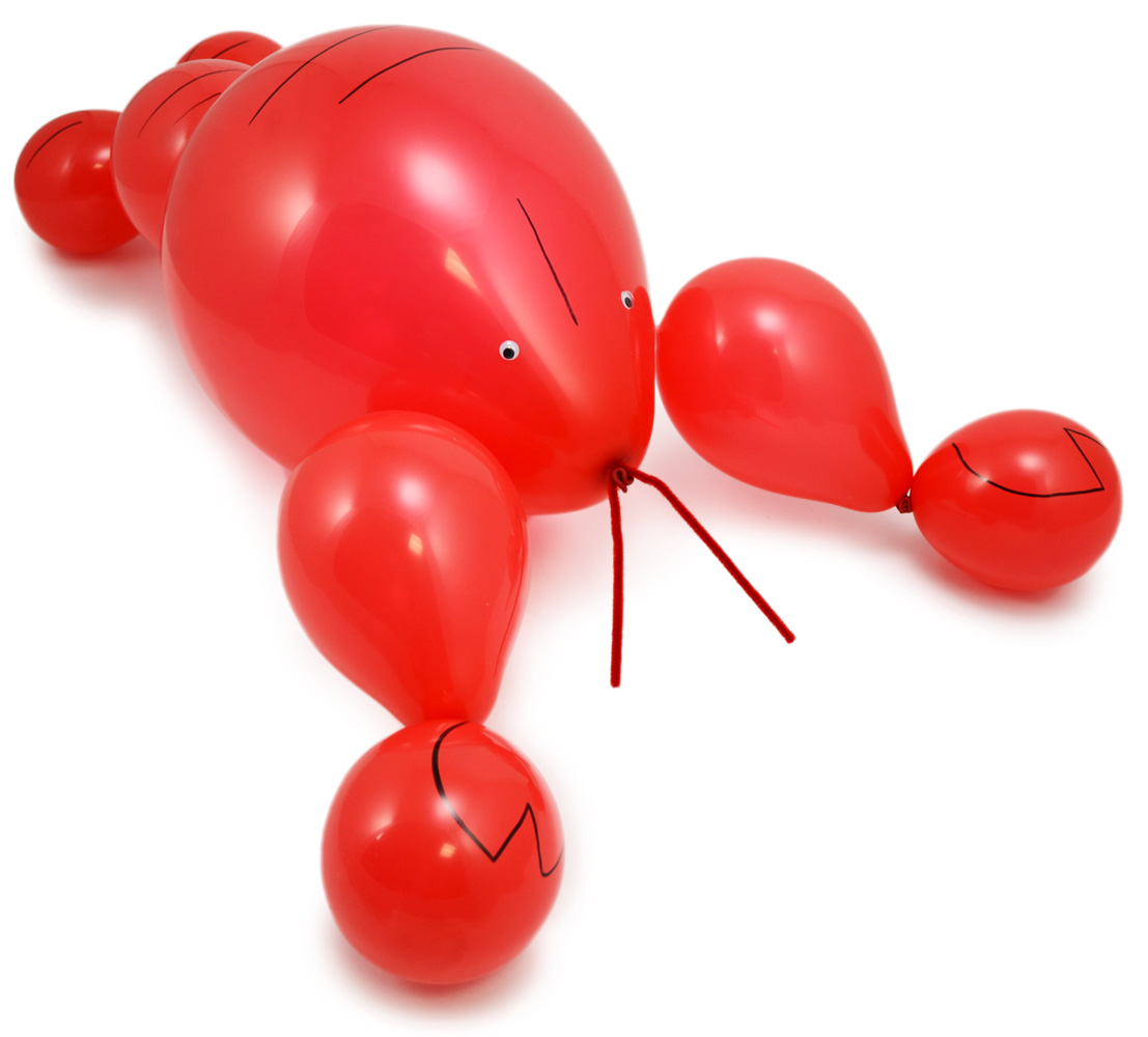 Create a crawfish balloon decoration
