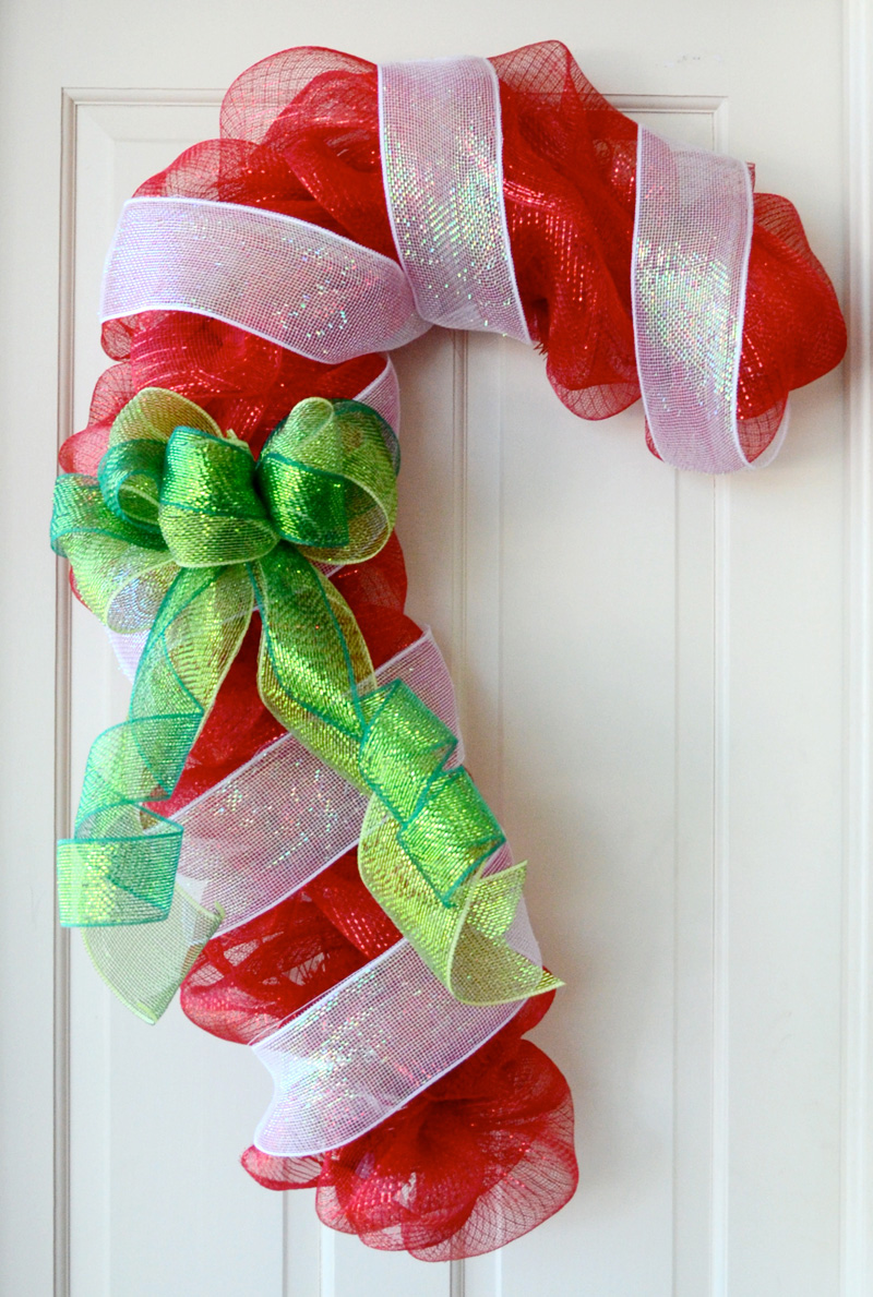 Candy Cane Bow Christmas Decorating Ideas
