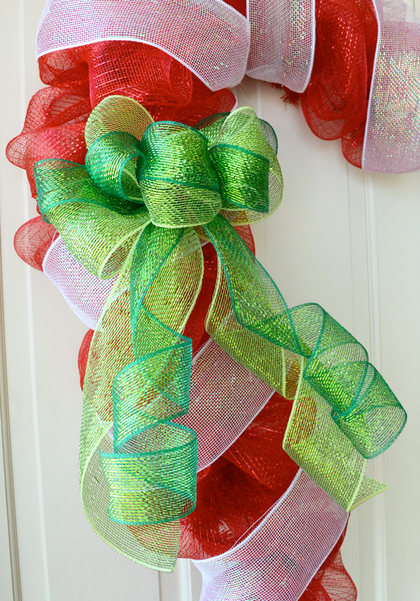 Green Christmas Bow Candy Cane