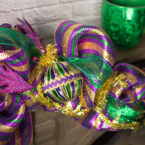 100MM Antique Stripe Chevron Ball: Mardi Gras